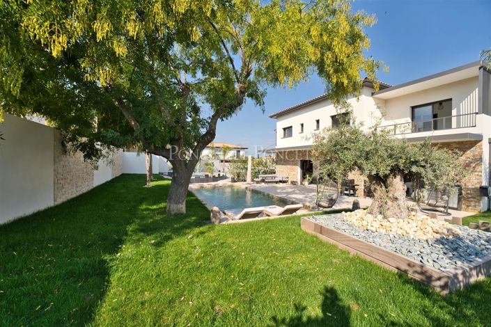 Image No.21-House for sale