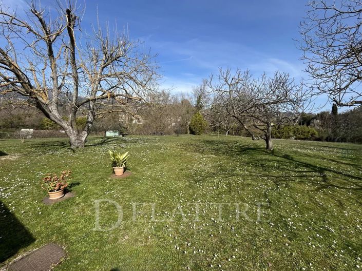 Image No.11-4 Bed House for sale