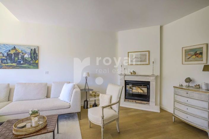 Image No.5-3 Bed House for sale