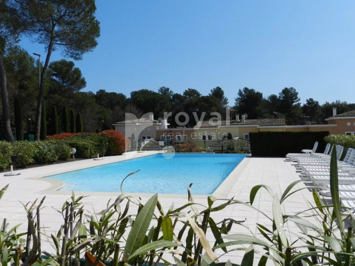 Image No.16-3 Bed House for sale