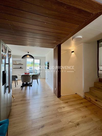 Image No.14-3 Bed House for sale