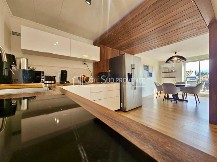 Image No.16-House for sale