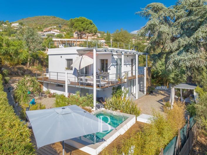 Image No.29-3 Bed House for sale