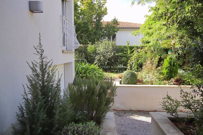 Image No.4-House for sale