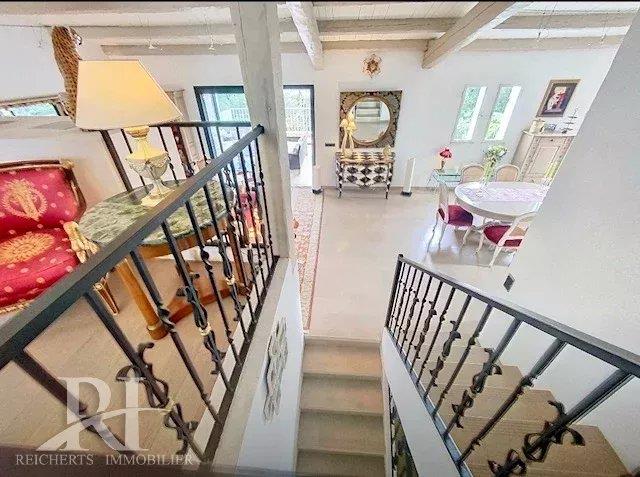 Image No.15-5 Bed House for sale