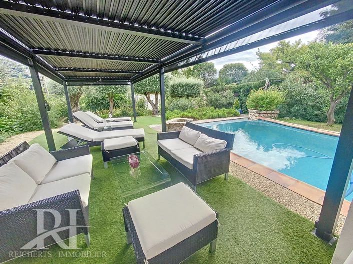 Image No.7-5 Bed House for sale