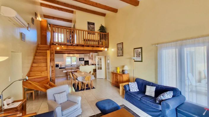 Image No.3-5 Bed House for sale