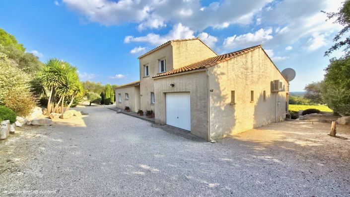 Image No.8-5 Bed House for sale