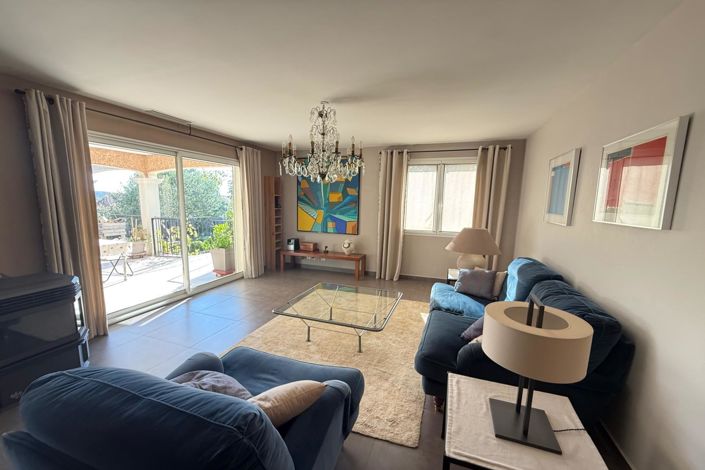 Image No.4-5 Bed House for sale