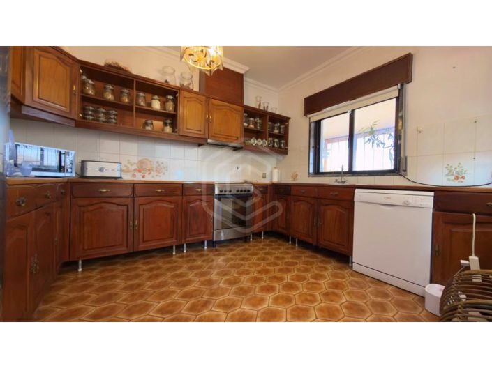 Image No.26-5 Bed House for sale