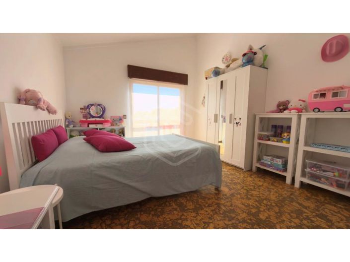 Image No.35-5 Bed House for sale