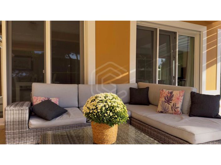 Image No.31-4 Bed House for sale