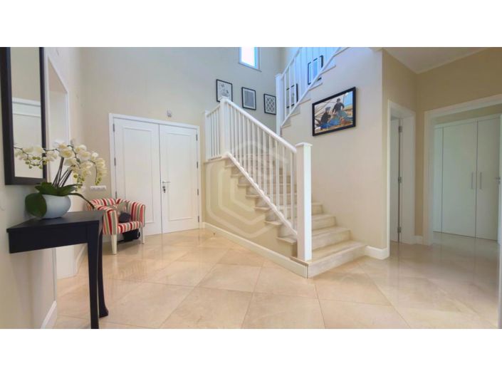 Image No.38-4 Bed House for sale