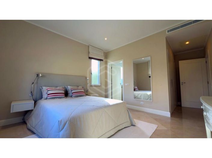 Image No.48-4 Bed House for sale