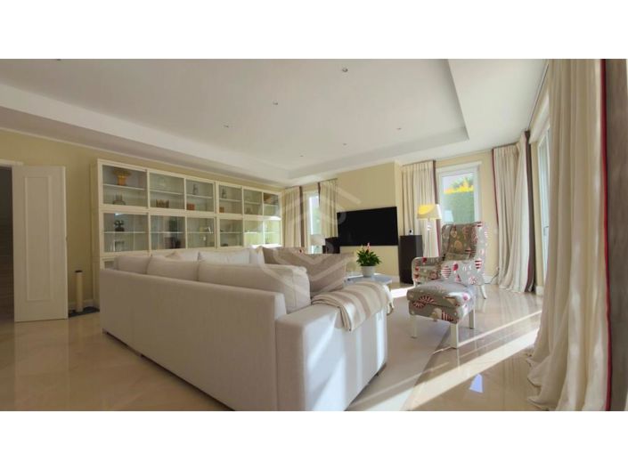 Image No.7-4 Bed House for sale