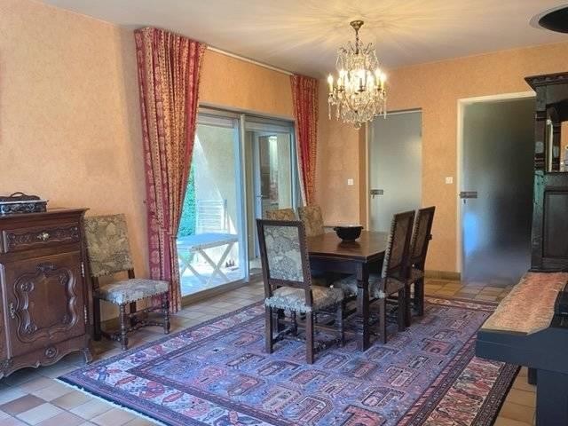 Image No.5-5 Bed House for sale