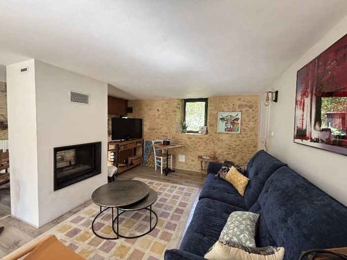 Image No.6-9 Bed House for sale