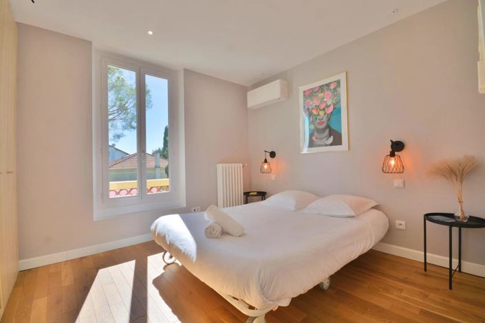 Image No.13-4 Bed House for sale