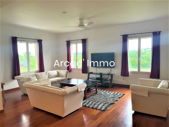 Image No.4-3 Bed House for sale