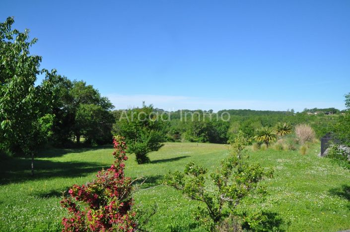 Image No.8-3 Bed House for sale