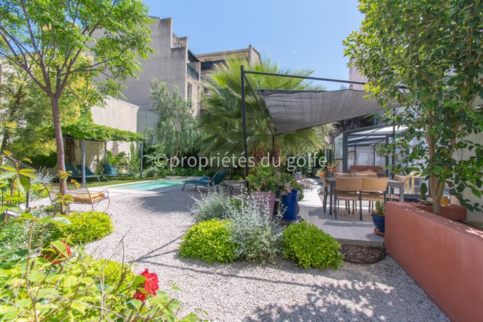 Image No.18-5 Bed House for sale