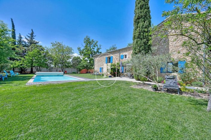 Image No.1-6 Bed House for sale