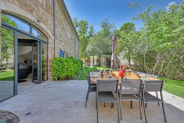 Image No.14-6 Bed House for sale