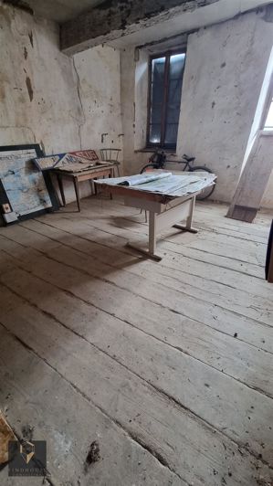 Image No.11-2 Bed House for sale