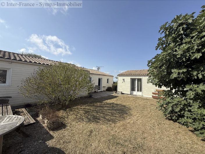 Image No.6-Propriété de 60 chambres à vendre à Marennes