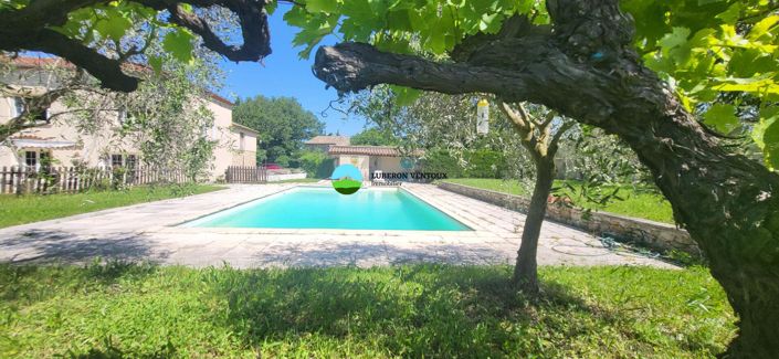 Image No.1-6 Bed House for sale