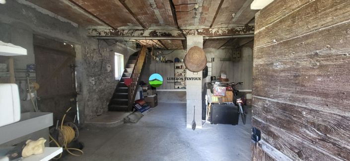 Image No.18-6 Bed House for sale