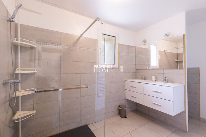 Image No.14-12 Bed House for sale