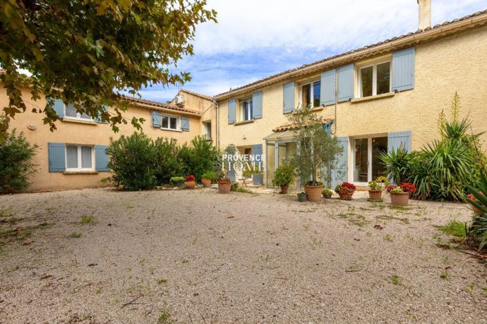 Image No.4-12 Bed House for sale