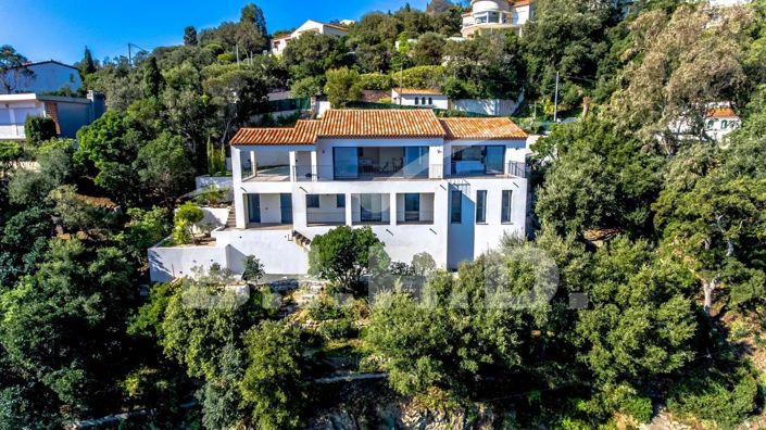 Image No.2-5 Bed House for sale