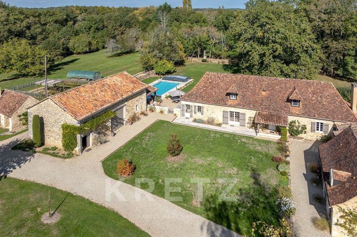 Image No.3-5 Bed House for sale