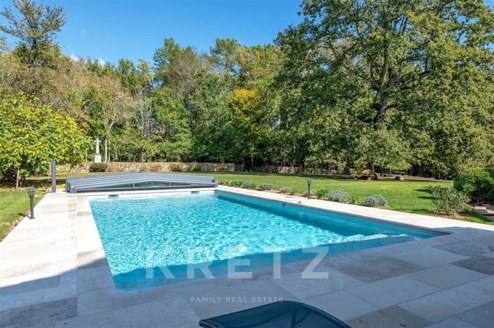 Image No.7-5 Bed House for sale