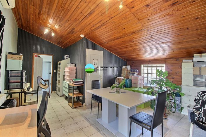 Image No.9-5 Bed House for sale