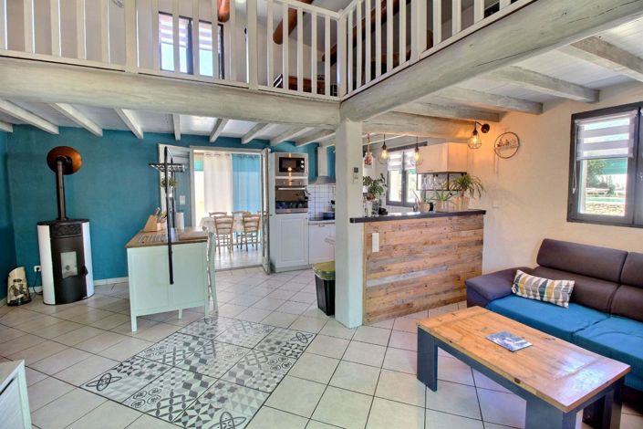 Image No.10-5 Bed House for sale