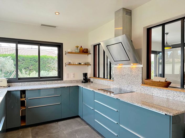 Image No.6-3 Bed House for sale