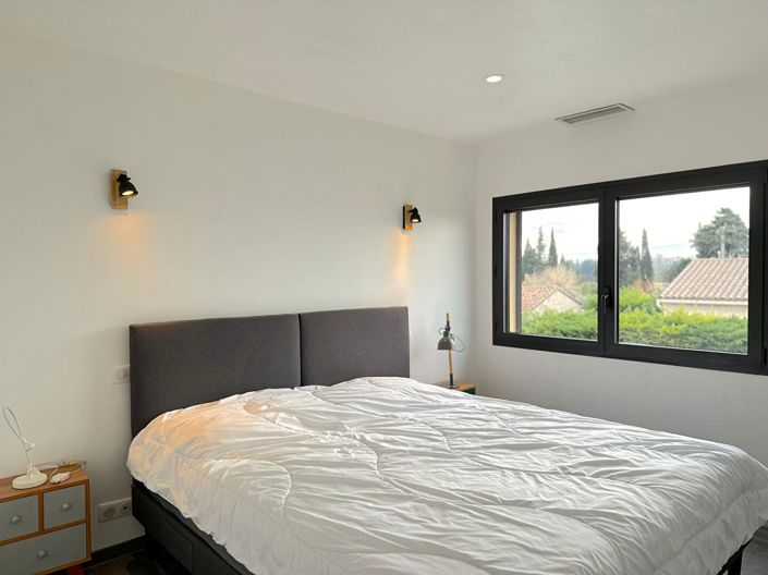 Image No.9-3 Bed House for sale