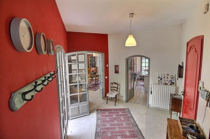 Image No.11-6 Bed House for sale