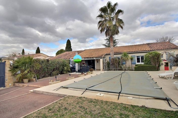 Image No.11-3 Bed House for sale