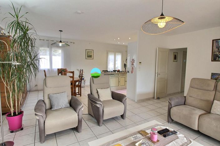 Image No.6-3 Bed House for sale