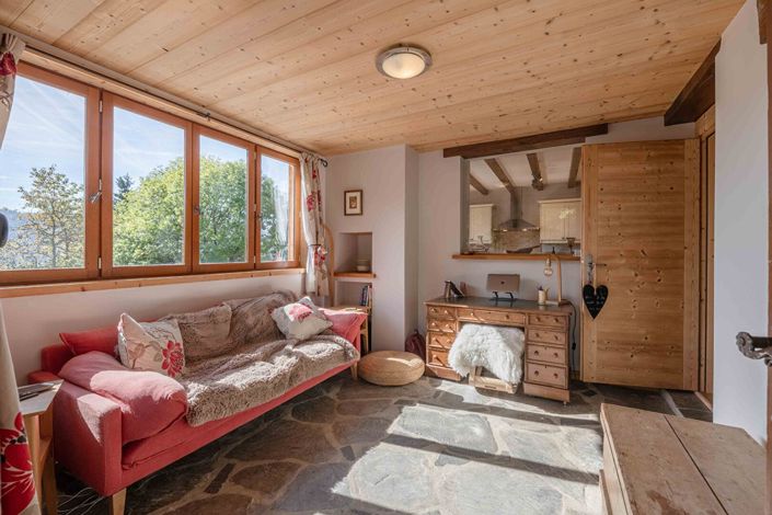 Image No.14-3 Bed House for sale