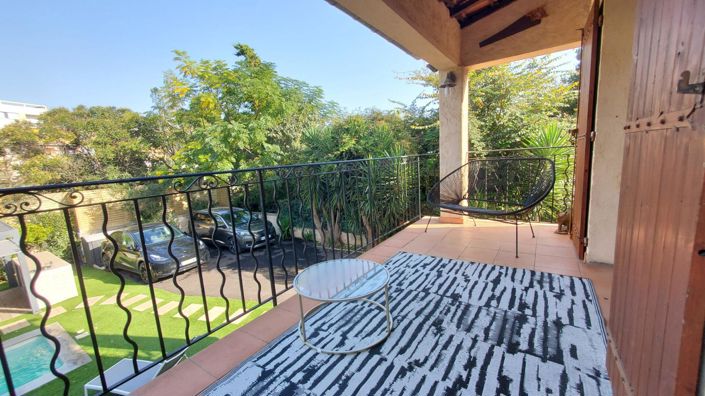 Image No.3-5 Bed House for sale