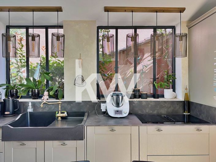 Image No.4-4 Bed House for sale