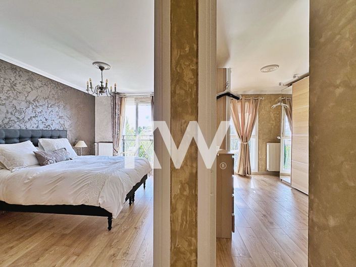 Image No.9-4 Bed House for sale