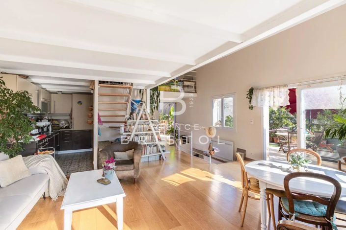 Image No.6-3 Bed House for sale