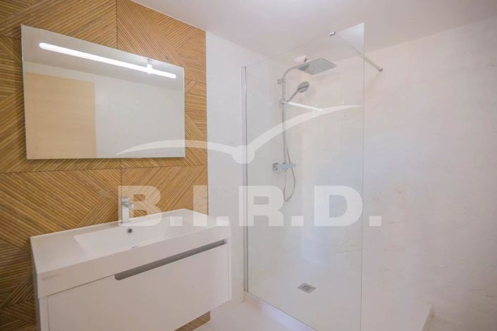 Image No.7-3 Bed Apartment for sale