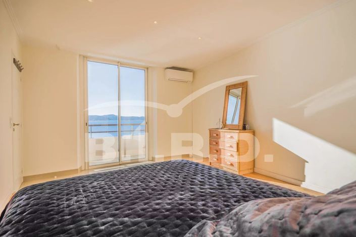 Image No.3-3 Bed Apartment for sale